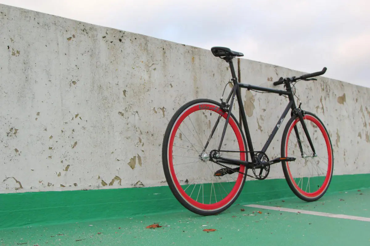 Nero Courier Red Single Speed Bike