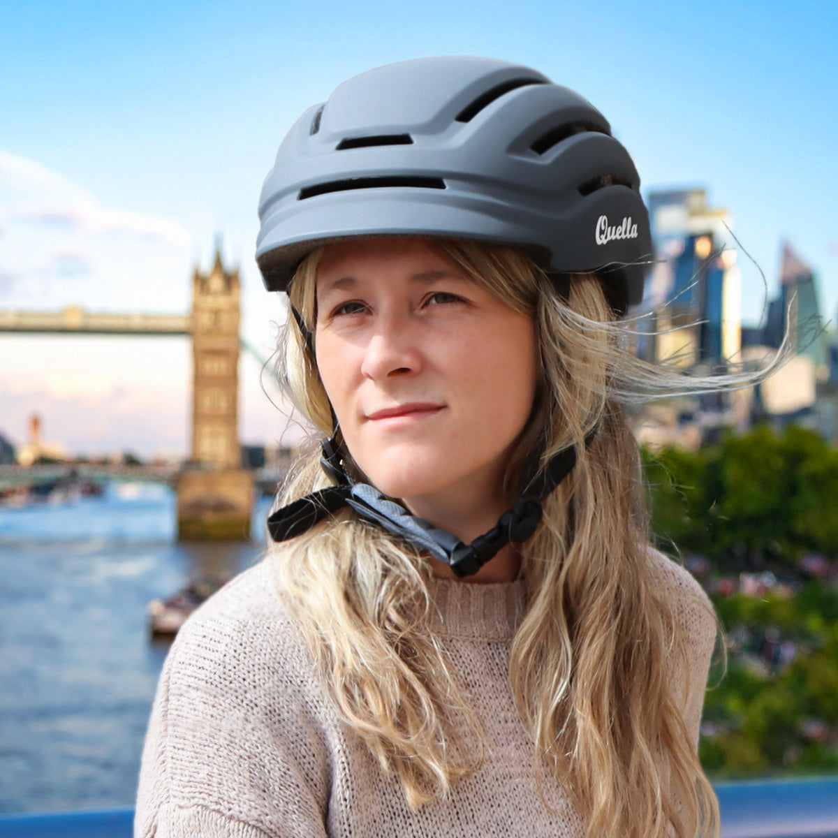 Quella Cycling Helmet with rechargeable Light - Midnight Grey