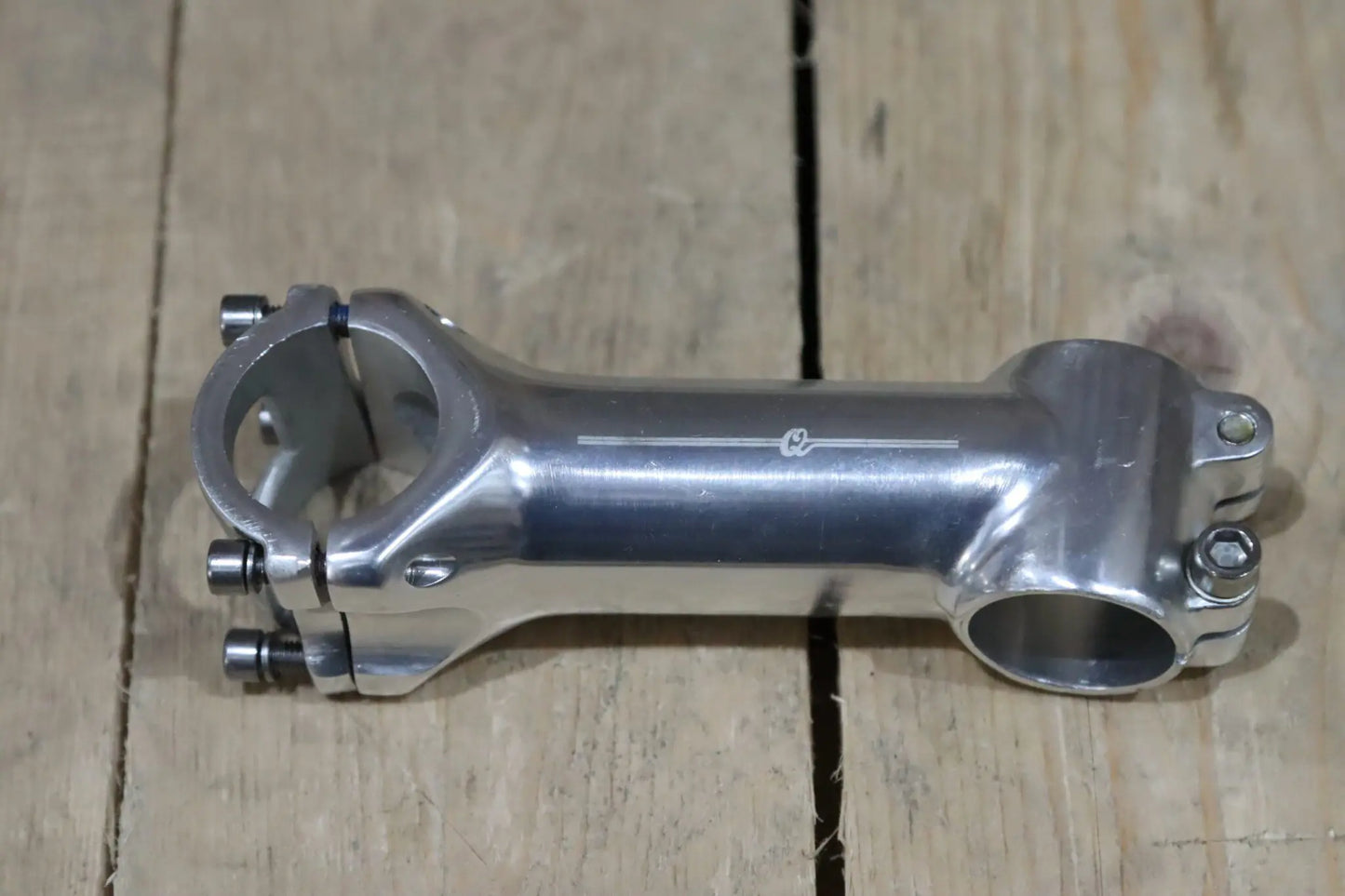 Quella Straight Stem