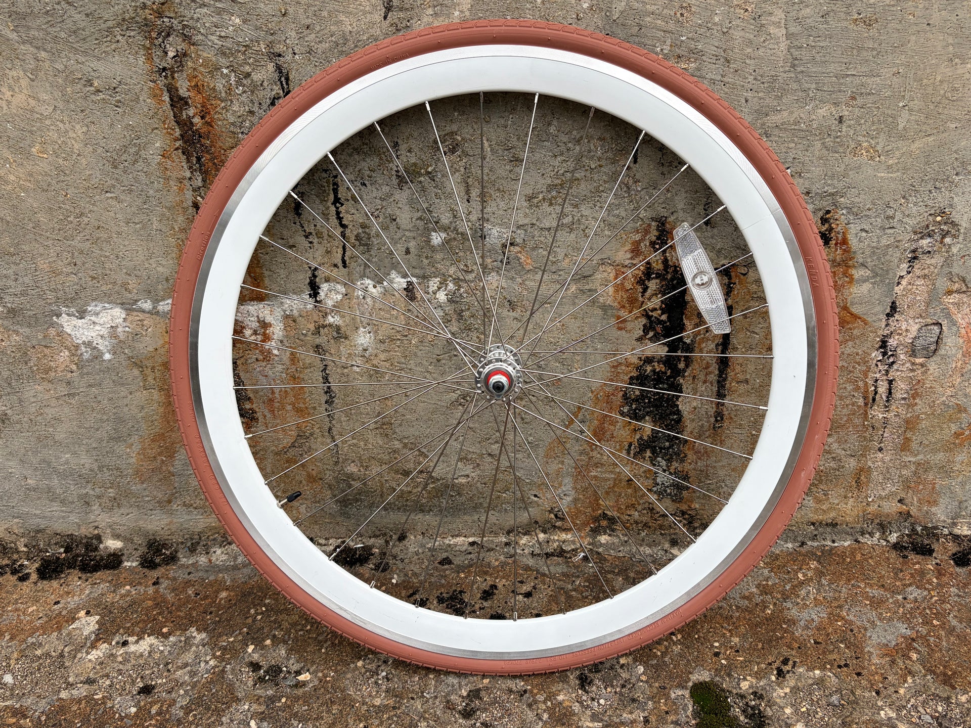 Used front wheel BWQ001