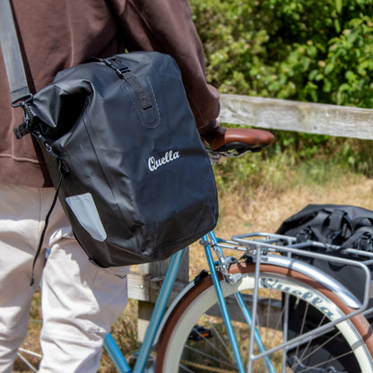 Quella Black Pannier Bag