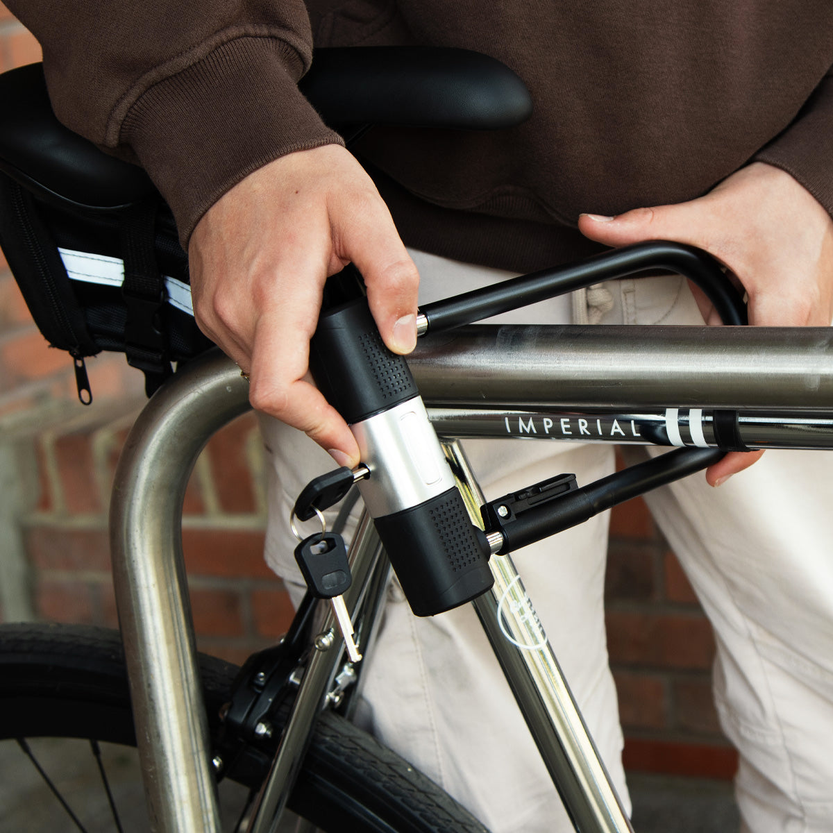Quella Heavy Duty D-Lock