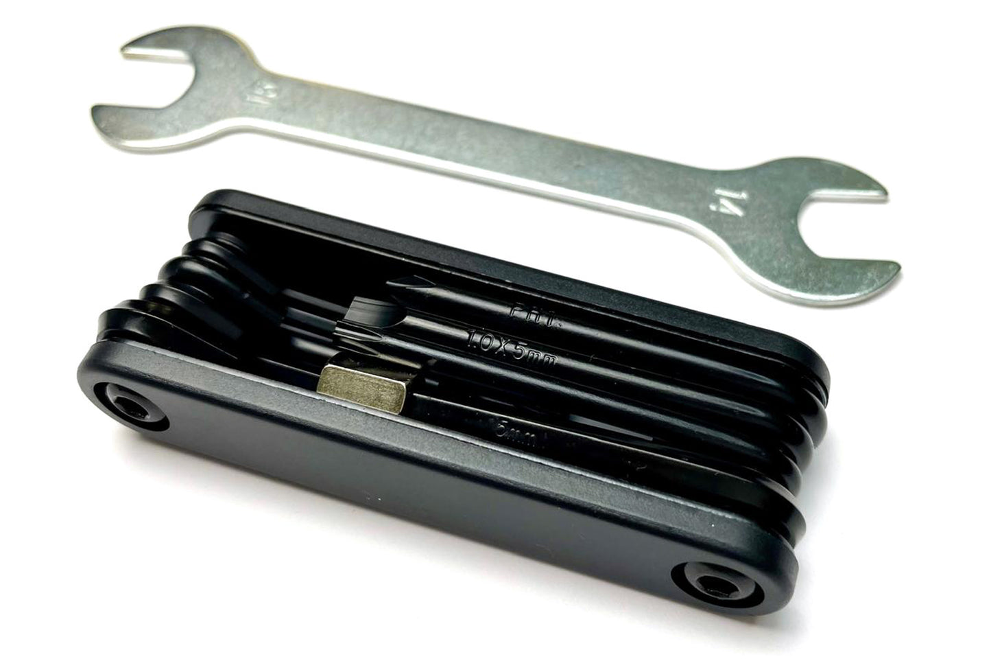 10 function Multi-tool with spanner